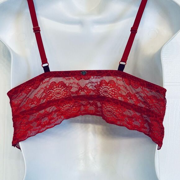 Victoria’s Secret Pink Bra Size Medium (A-C) Red - Picture 2 of 8